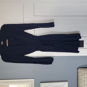Navy Soma robe. Excellent condition.